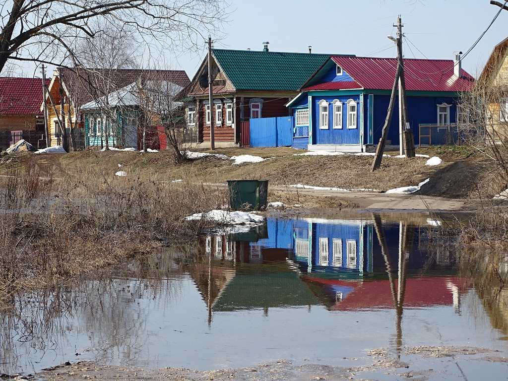 Весеннее затопление. Паводки в Ивановской области в Плесе. Замьяны сейчас паводок половодье. Весенний паводок. Паводок реки это.